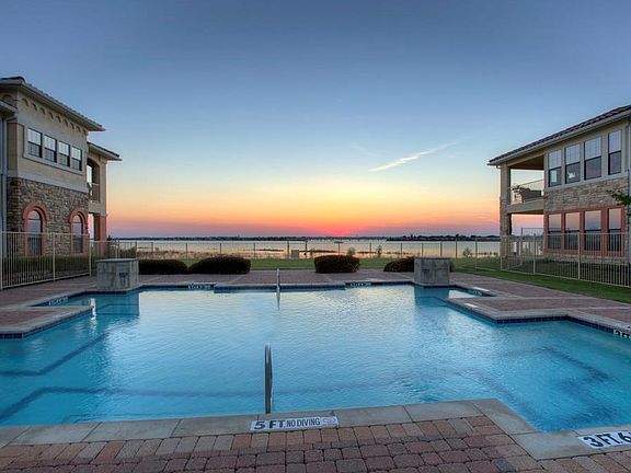 3rd image of 2190 Portofino Dr