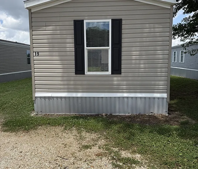 3810 S Thompson St #19 — Photo 2