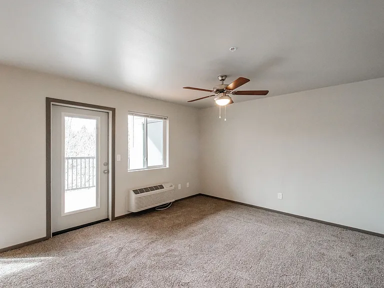 Jefferson Terrace Apartments — Photo 45
