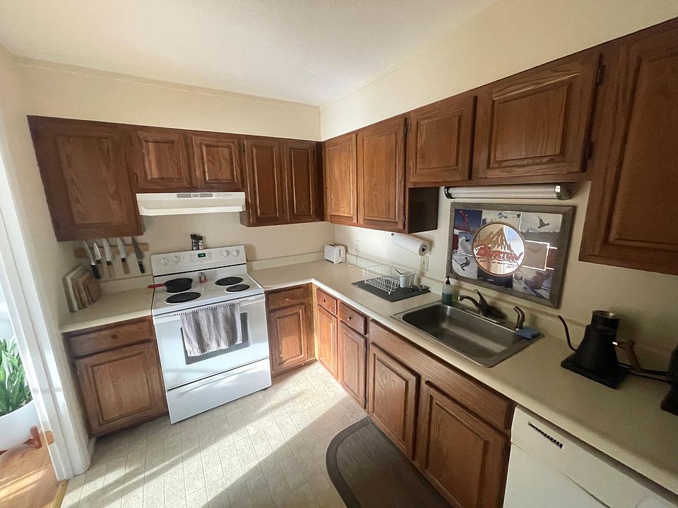 280 Ledgewood Cir Burlington, VT, 05401 Apartments for Rent Zillow