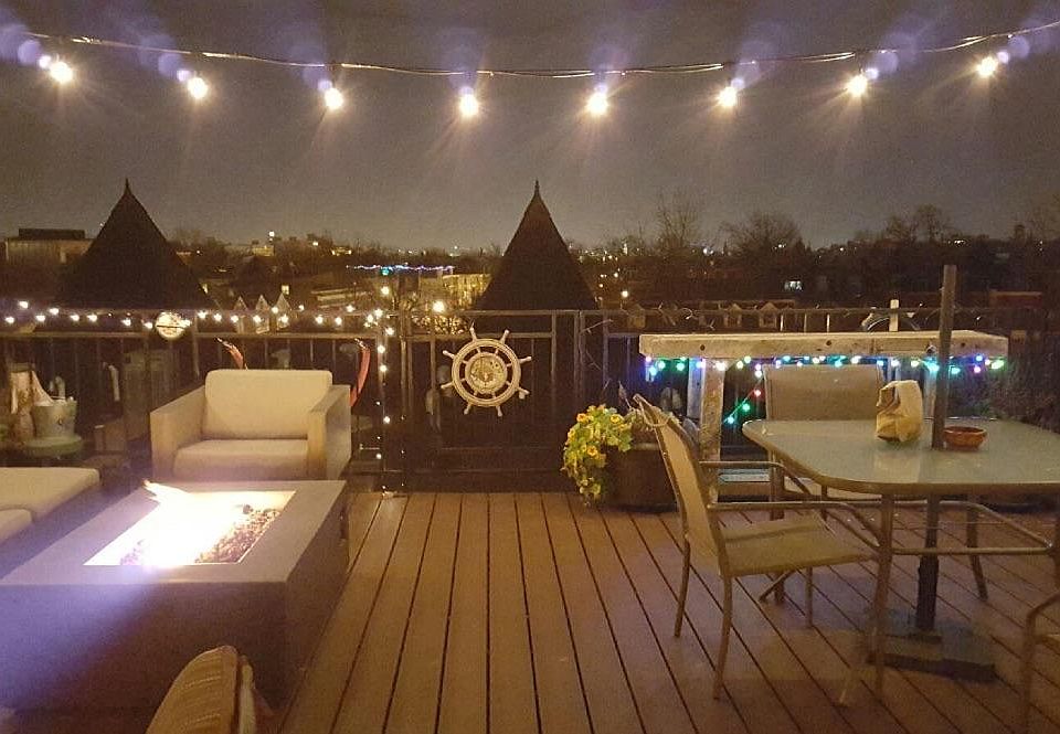 Rooftop Nighlights (Lights included)