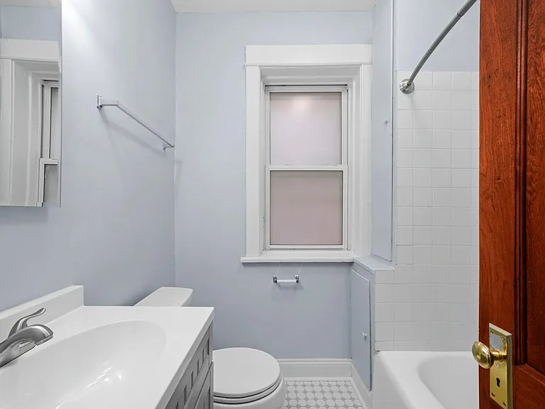 2056 W Birchwood Ave #2 — Photo 8