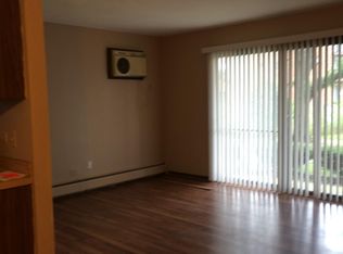 15740 Lake Dr APT 2AR, Oak Forest, IL 60452