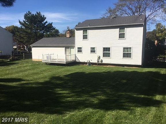 5th image of 15824 Buena Vista Dr