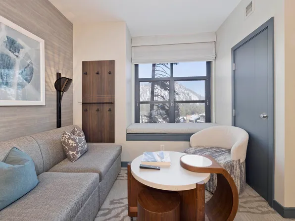 50 Hillside Dr #334, Mammoth Lakes, CA 93546