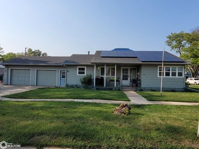 318 E Pleasant Valley St, Sigourney, IA, 52591