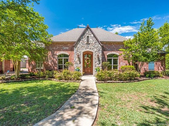 3rd image of 1038 Blackwood Ct