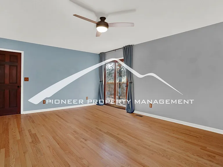 7530 Delmonico Dr — Photo 14