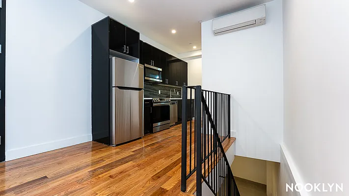 Rented by Nooklyn NYC LLC | media 7