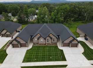 3347 48th Ave NE #16B, Hickory, NC 28601