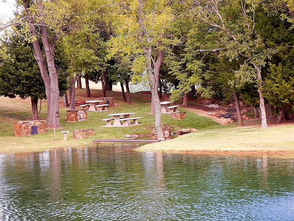 2nd image of 20411 Deer Hollow Dr