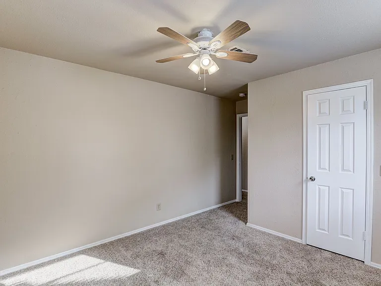 7507 Knight Lake Dr — Photo 28