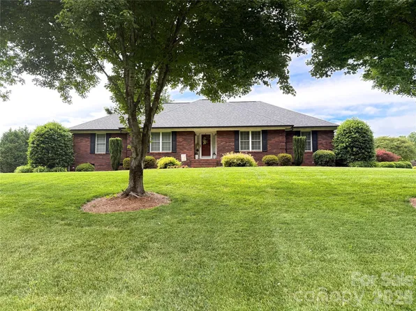 9903 Madres Ct, Concord, NC 28027