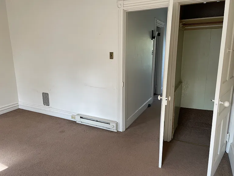 511 W Frederick St — Photo 18