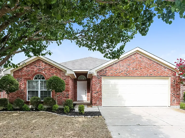 10849 Braemoor Dr — Photo 1