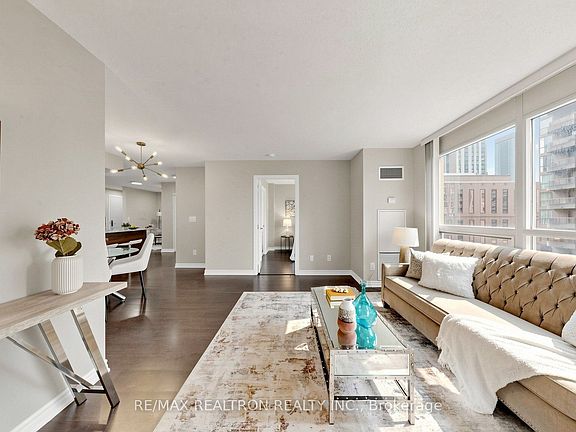 5th image of 761 Bay St #1212
