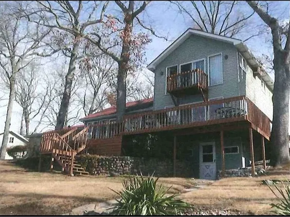 220 Ln 440 Jimmerson Lk, Fremont, IN 46737