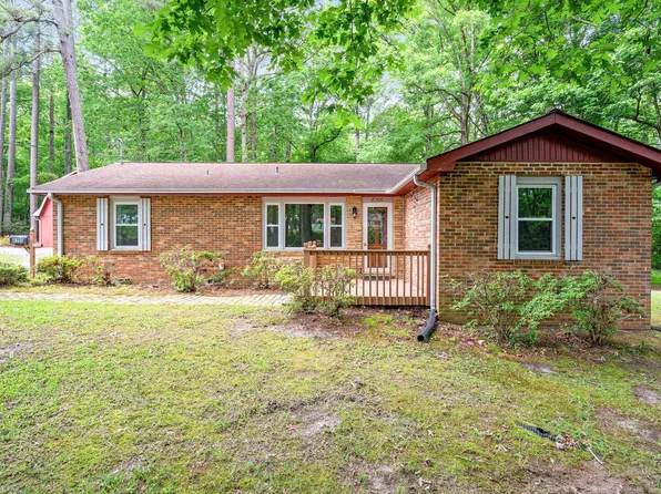 8200 Middleton Rd, Garner, NC 27529