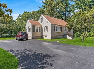 5 Benson Rd, Tewksbury, MA 01876