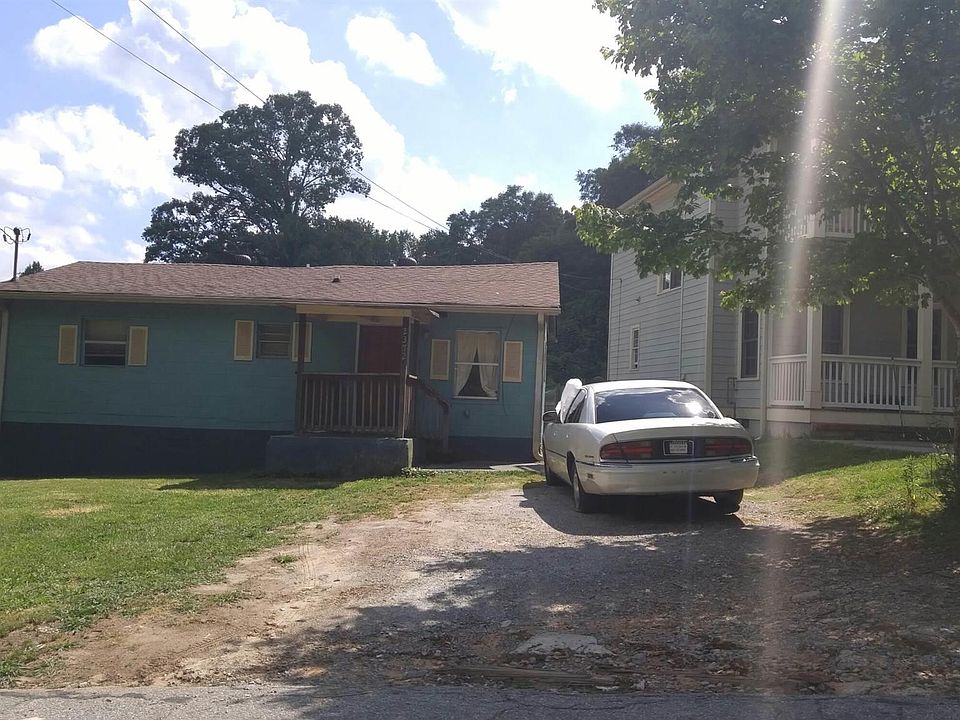 1st image of 2372 Saint James Dr NW