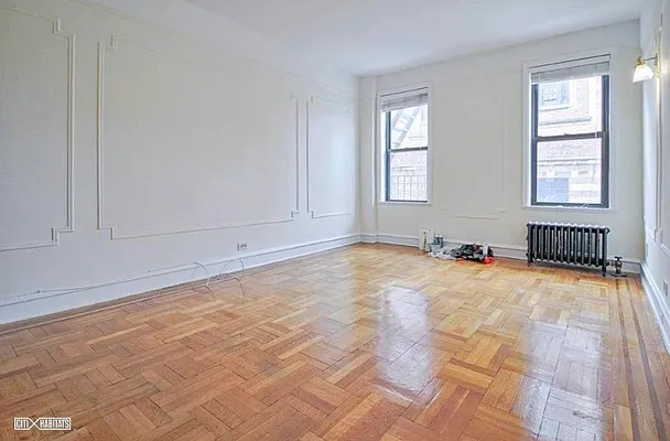 Rented by RealTegrity NY LLC | media 13