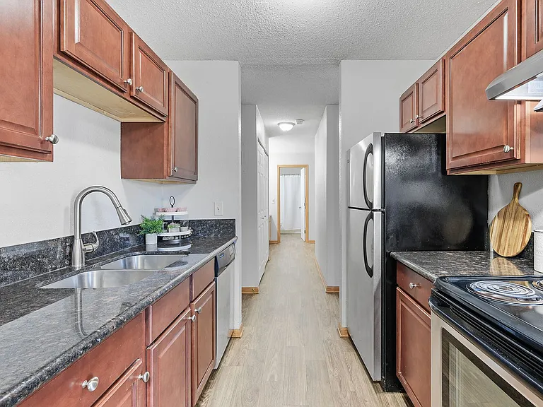 River Ridge Apartments — Photo 83