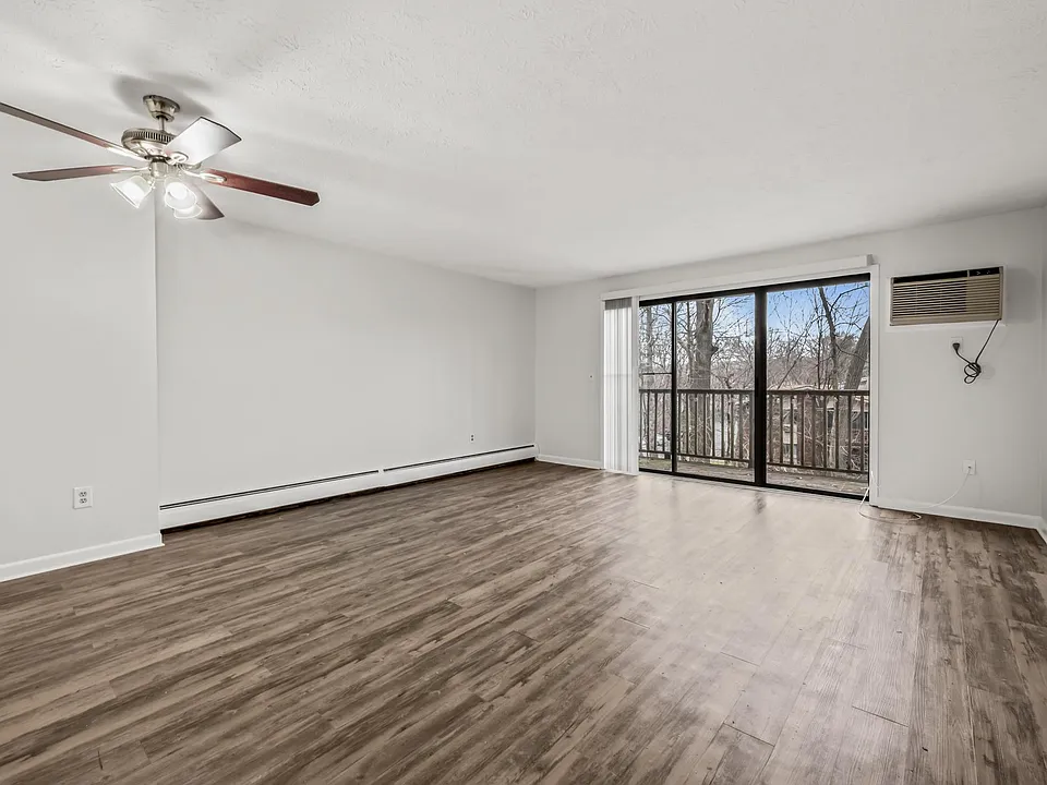 347 Oakland St #30