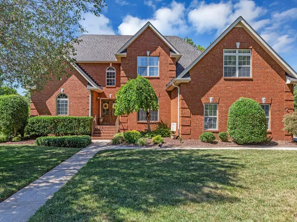 1115 Ithaca St, Murfreesboro, TN 37130