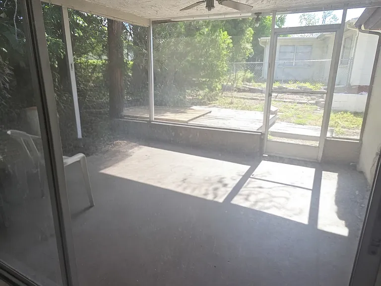 8407 Mill Creek Ln — Photo 7