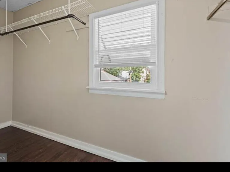 125 N 4th St #1 — Photo 9