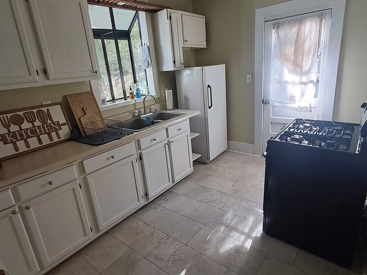2 bed, 774 sqft, $1,150 — Photo 4