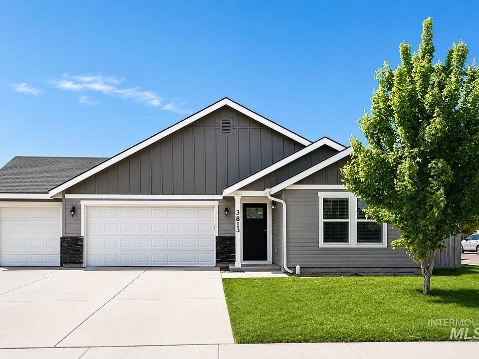 1st image of 3813 E Holly Ridge Dr