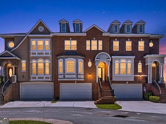 2nd image of 17 Hidden Pointe Dr