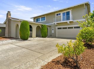 320 Bowfin St, Foster City, CA 94404