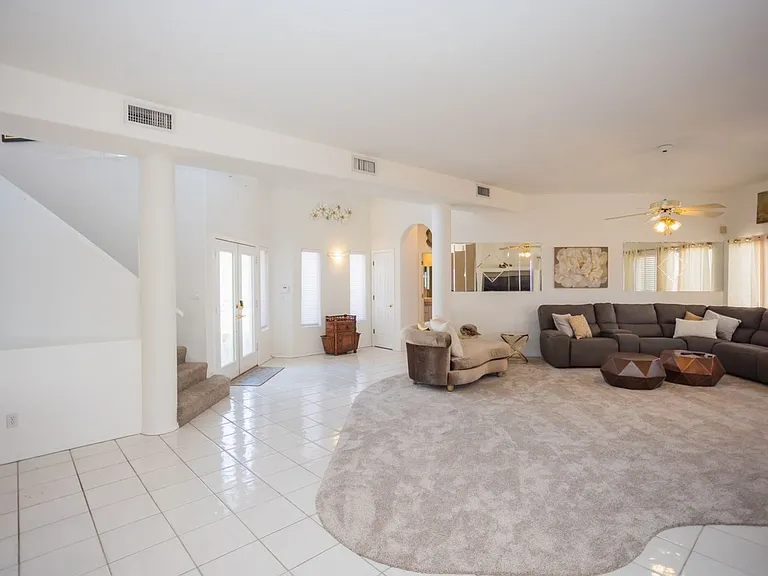 2320 Snead Dr — Photo 24