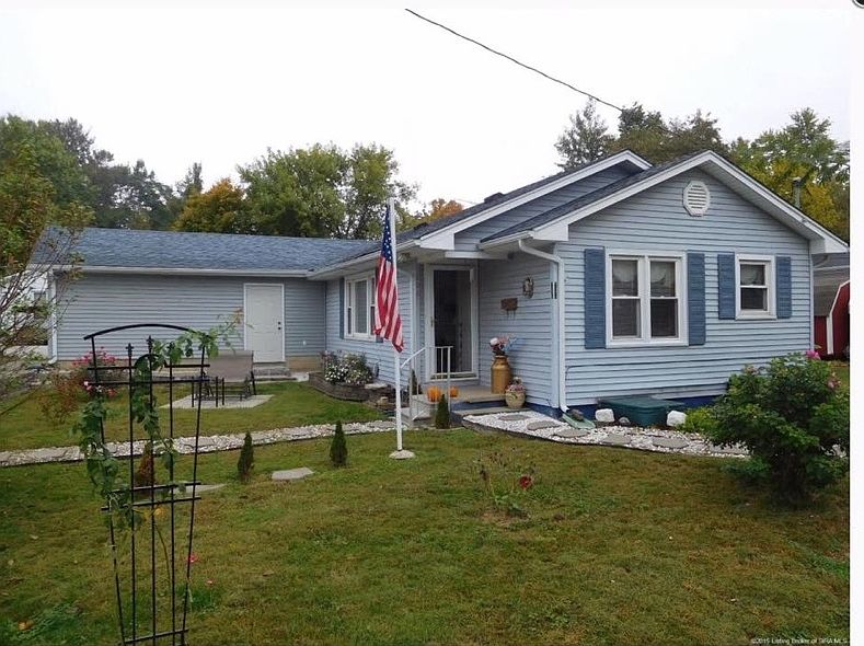 1st image of 206 E Homer St