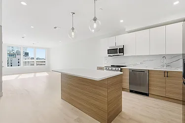 40 Center Street, #507