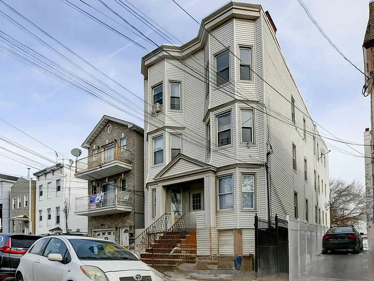 200 Nunda Ave — Photo 10