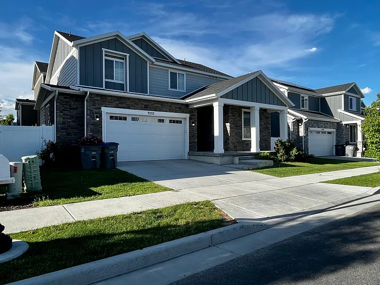 3552 W Alta Loma Ln — Photo 2