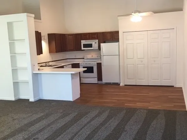 901 Jana Ln #8, Madison, WI 53704