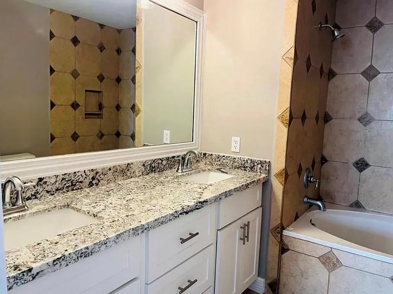 10510 Linsley Ln — Photo 5