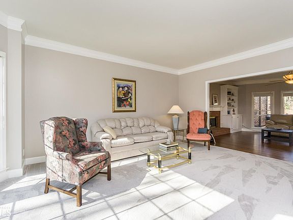 4th image of 3003 Colemont Ct