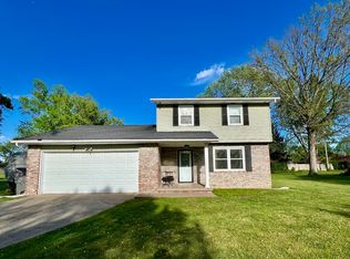 719 Linden Dr, Seymour, IN 47274