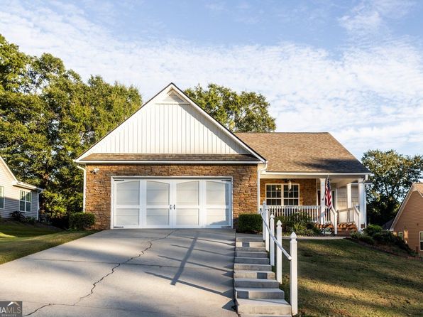 3-bedroom 55+ community home in GA