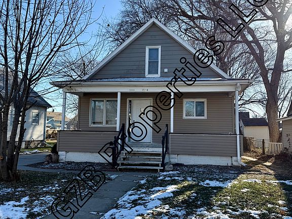 3rd image of 755 Avenue E