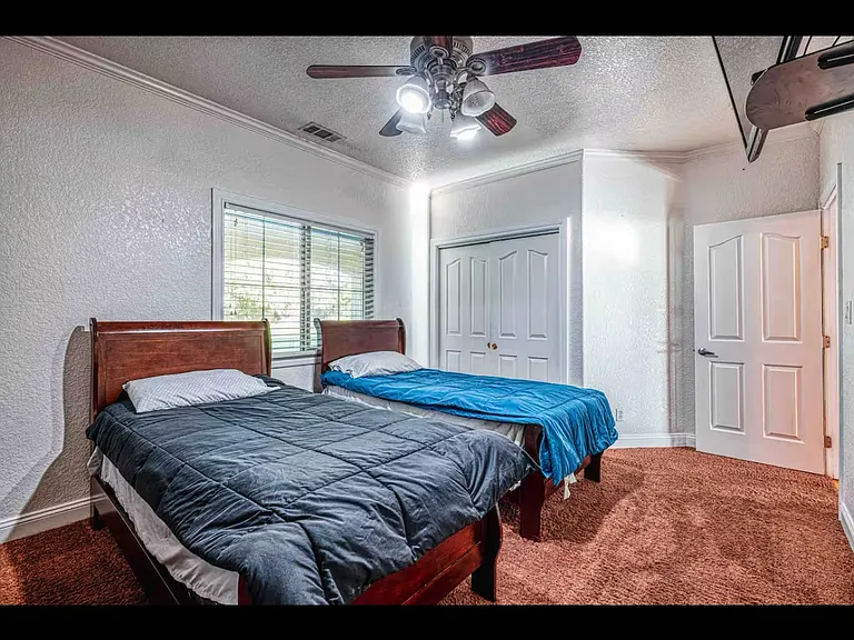 11386 Newport Rd — Photo 16