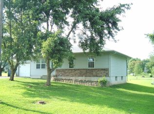 204 E Green St, Smithton, MO 65350