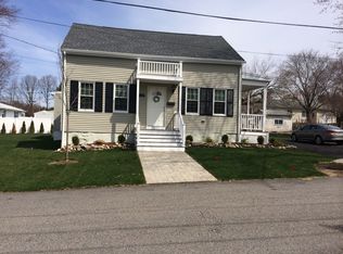71 Sylvia Ave, North Providence, RI 02911