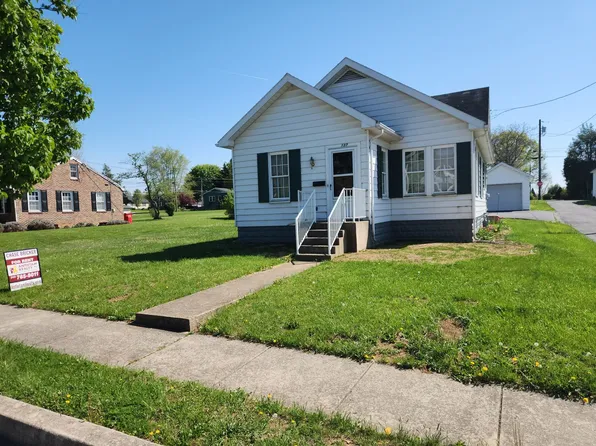137 Maple Ave, Greencastle, PA 17225