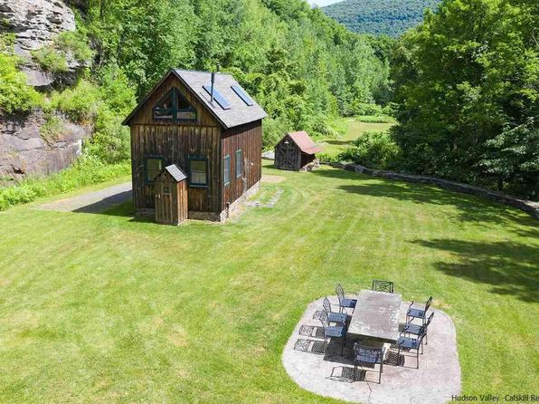 8 Emerson Terrace, Shandaken, NY 12464